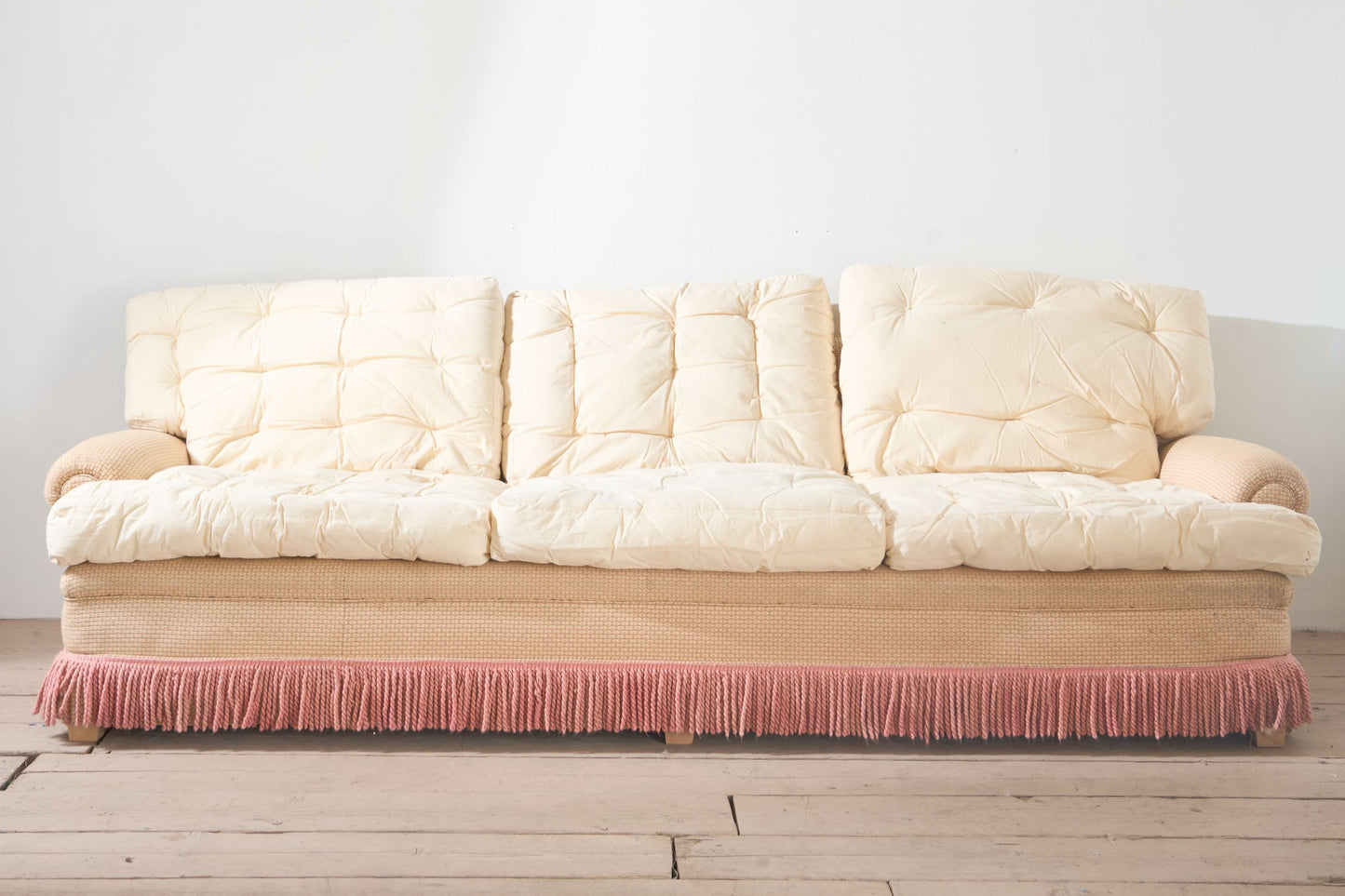 Very large Traditionally made 20th century country house sofa