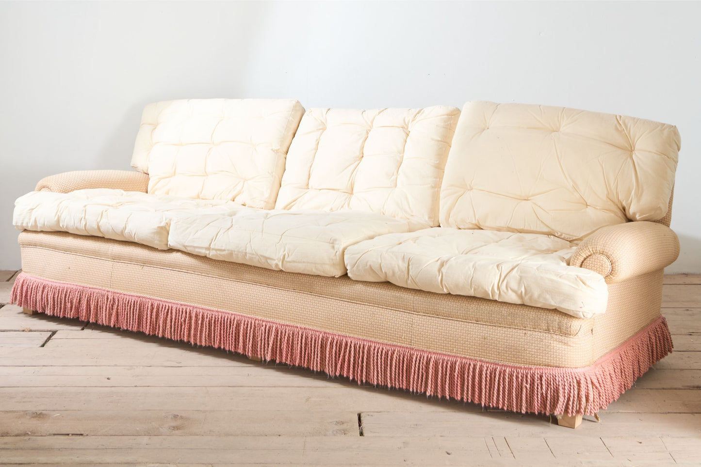 Very large Traditionally made 20th century country house sofa