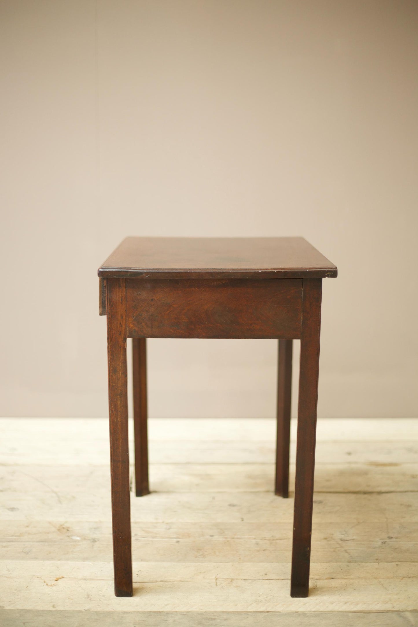 Georgian mahogany single drawer writing table