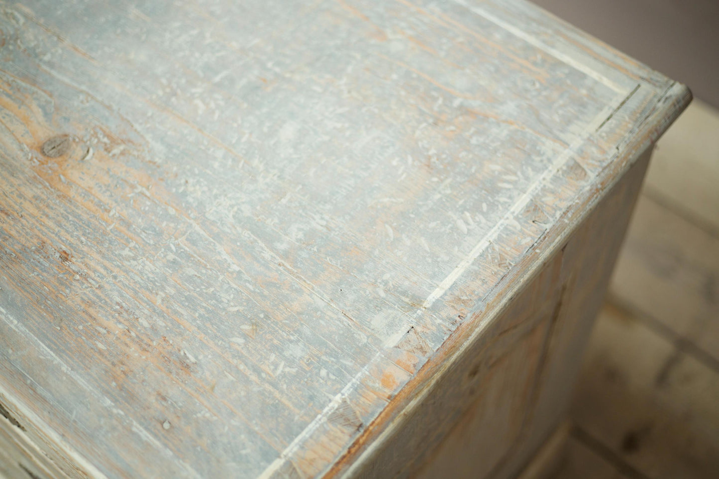 18th century Bavarian painted chest of drawers