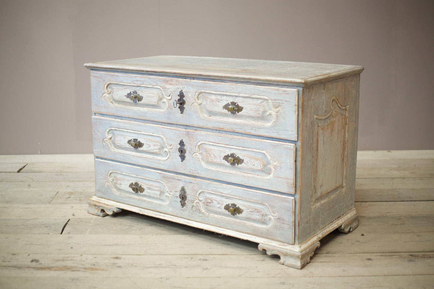 18th century Bavarian painted chest of drawers