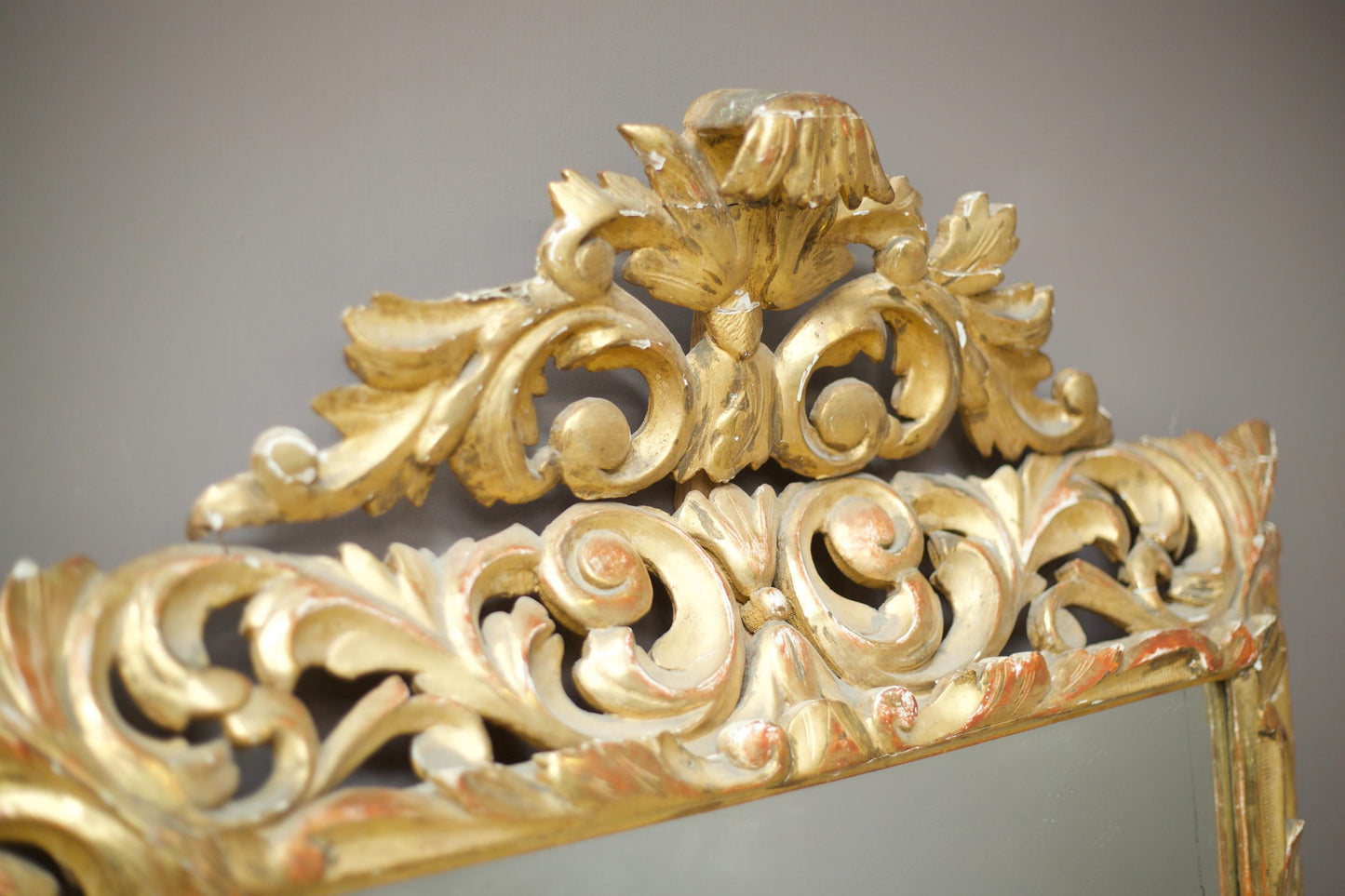 Large Early 19th century bright gilt Italian carved mirror