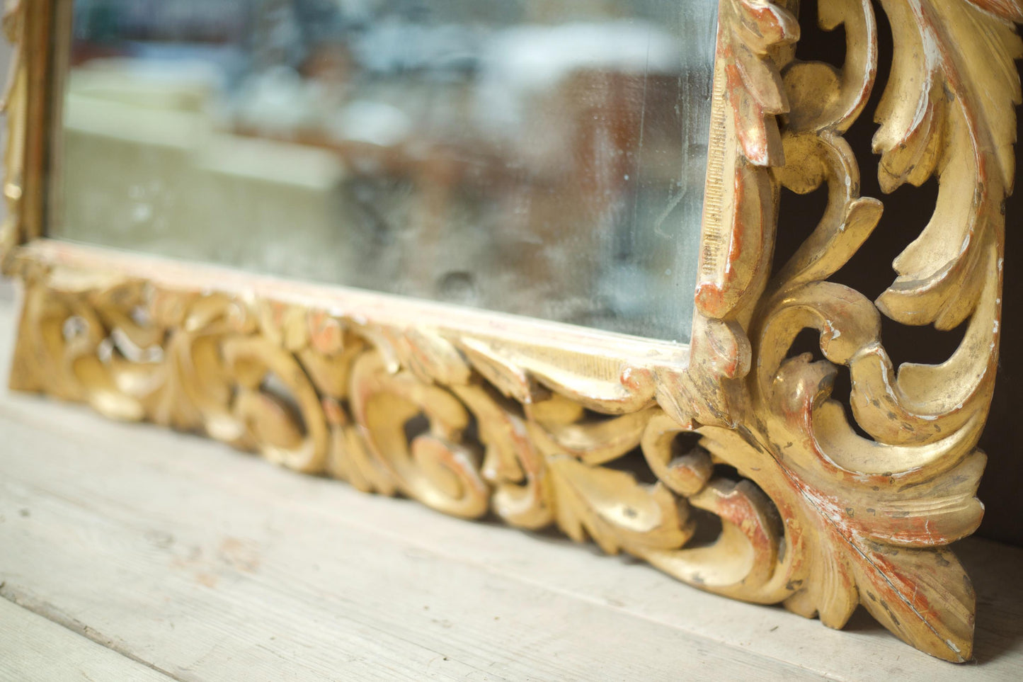 Large Early 19th century bright gilt Italian carved mirror