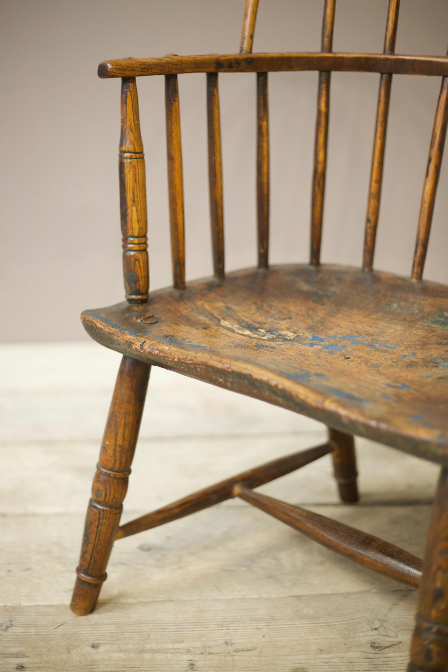 18th century Folk art stick back windsor chair