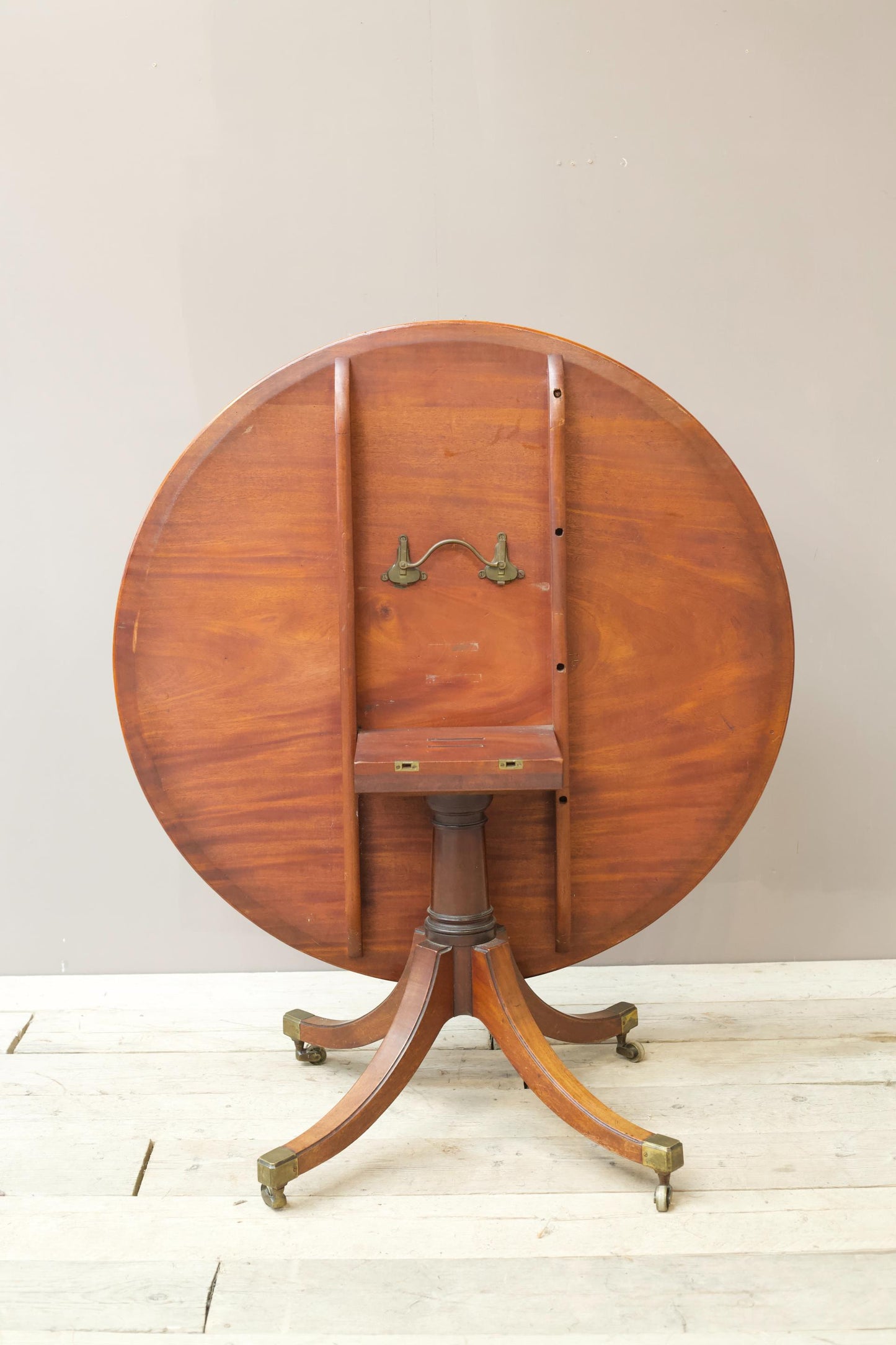 Late Victorian leather topped centre table