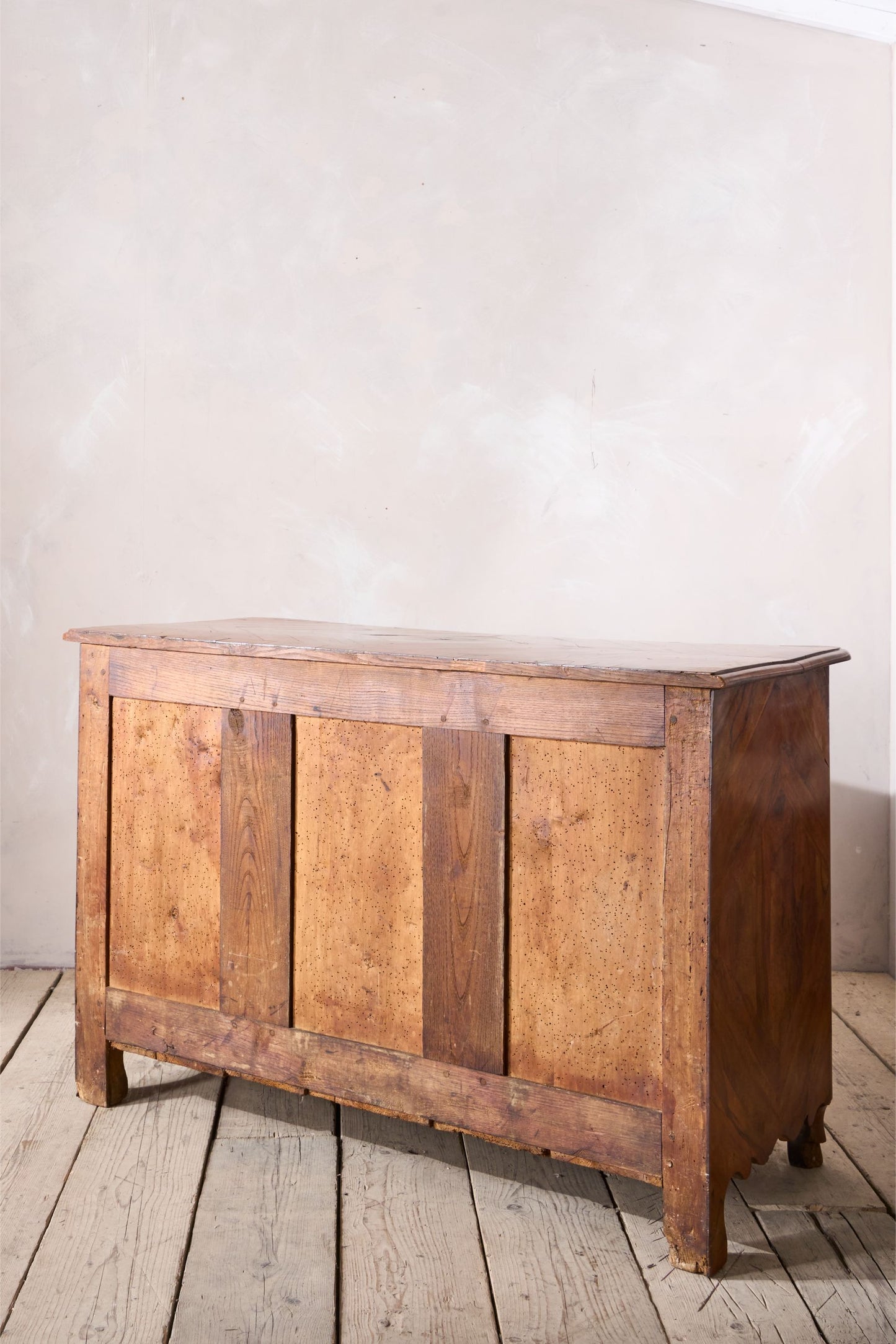 Rare 18th century Maltese Olive wood chest of drawers