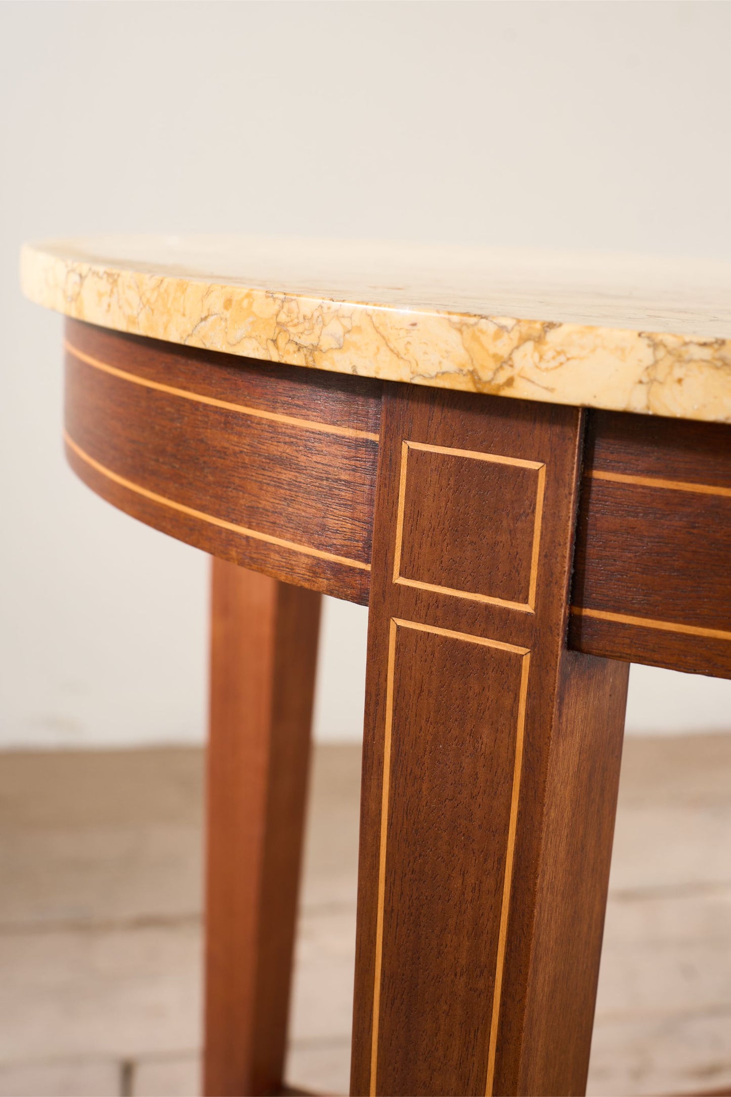 1920's mahogany yellow marble and rattan shelf Gueridon table