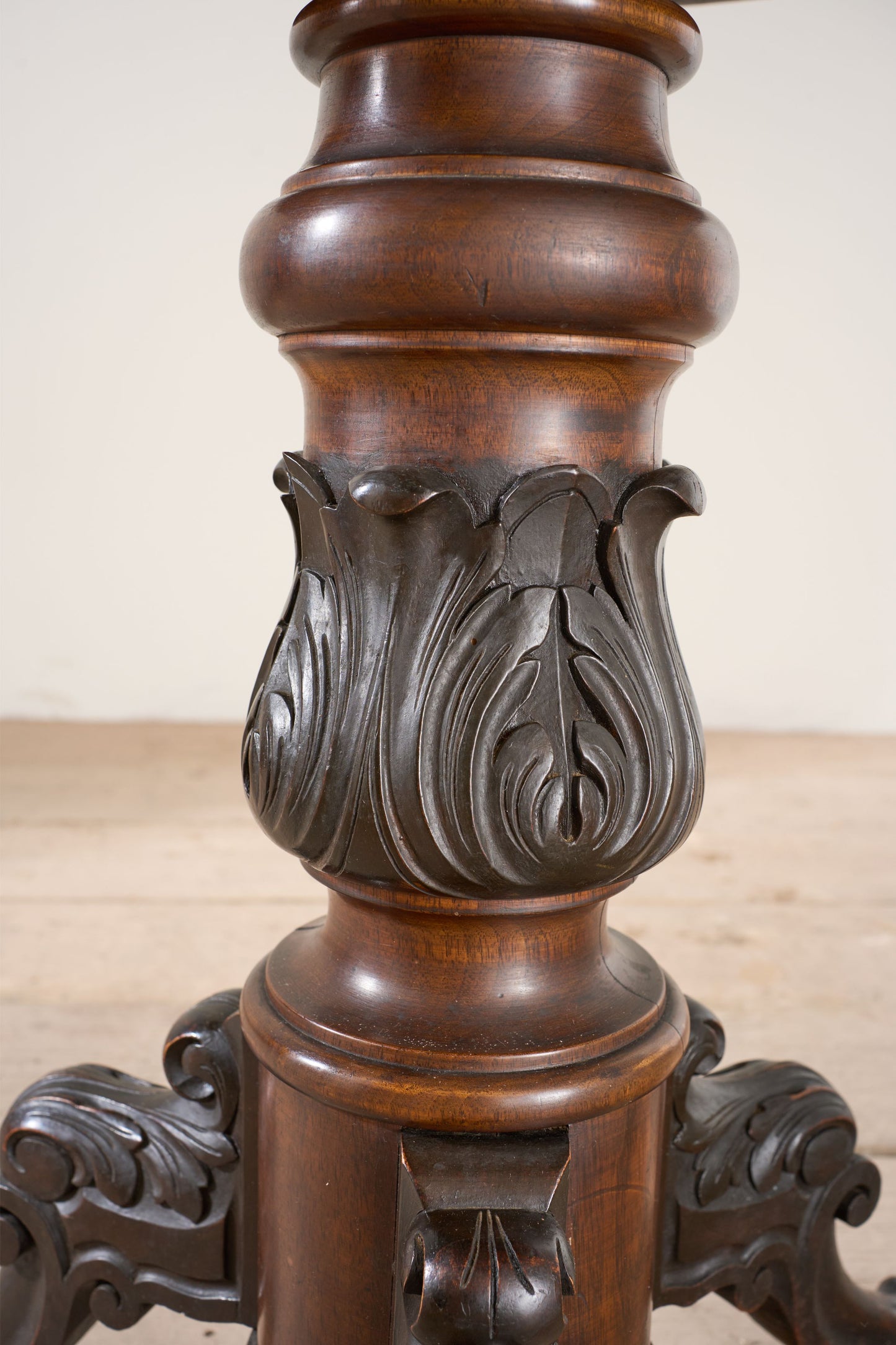 19th century Carved mahogany and white marble Gueridon table