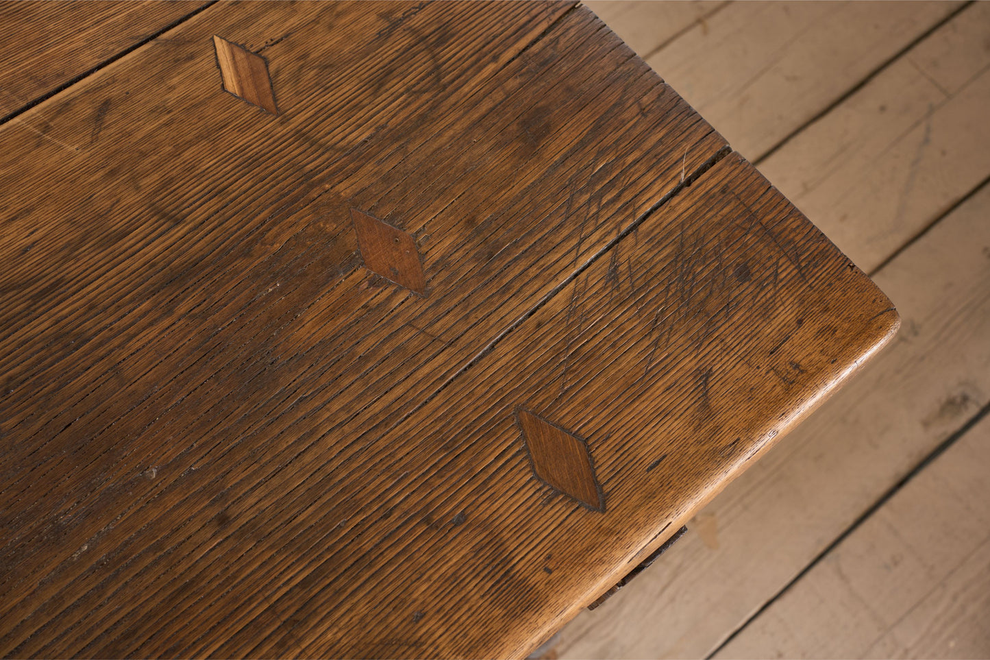 18th century Spanish elm writing table