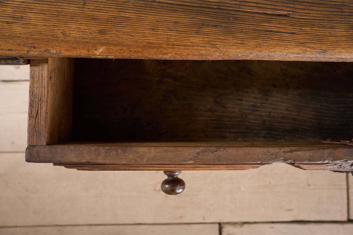 18th century Spanish elm writing table