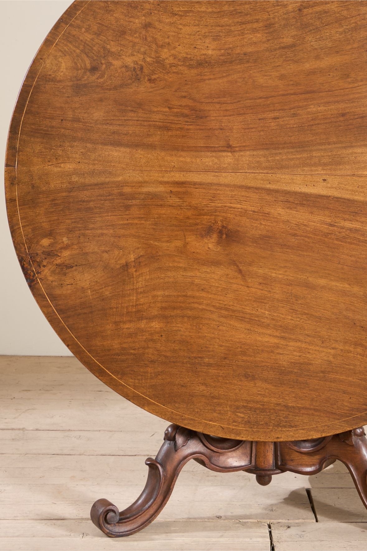 18th Century Italian walnut tilt top table