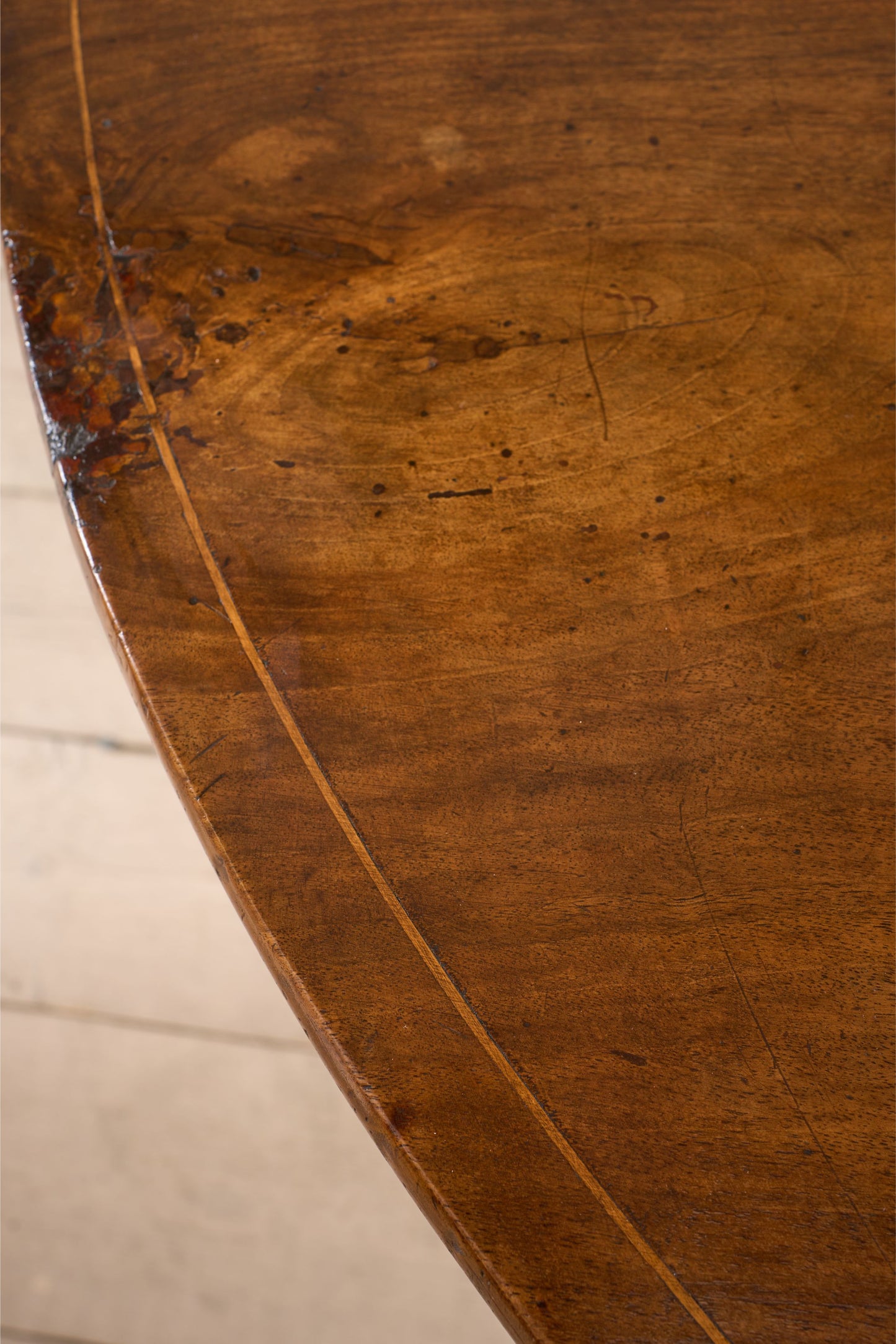 18th Century Italian walnut tilt top table