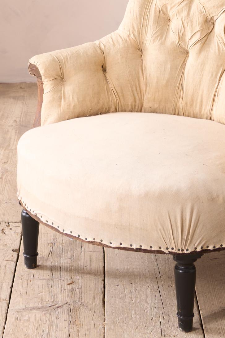 Napoleon III Buttoned shield back armchair