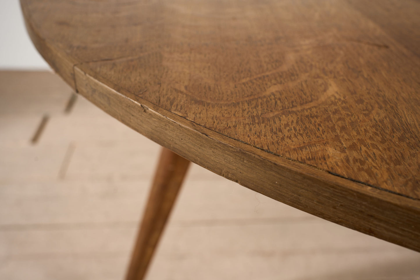 Mid century oak veneered circular table