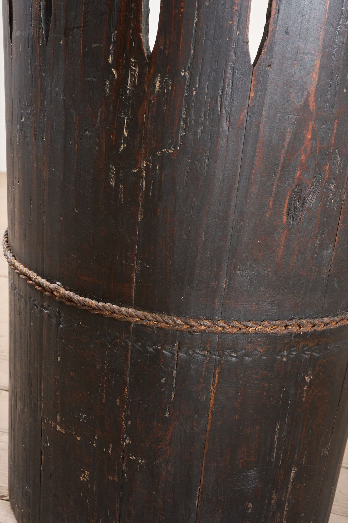 19th Century Folk art barrel chairs - Black