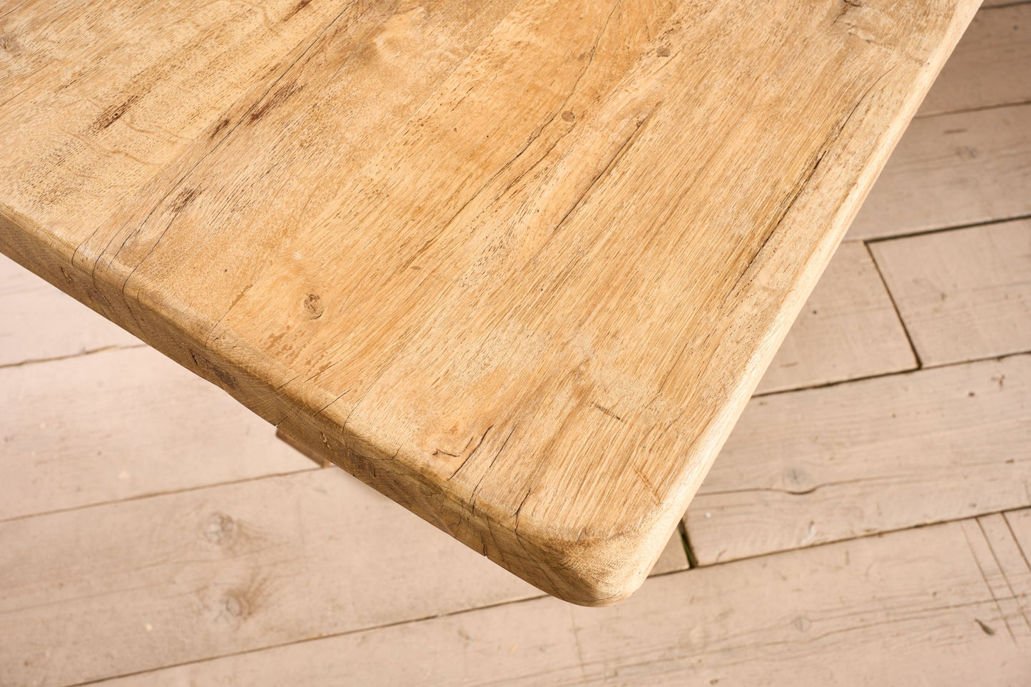 19th century Solid oak dining table