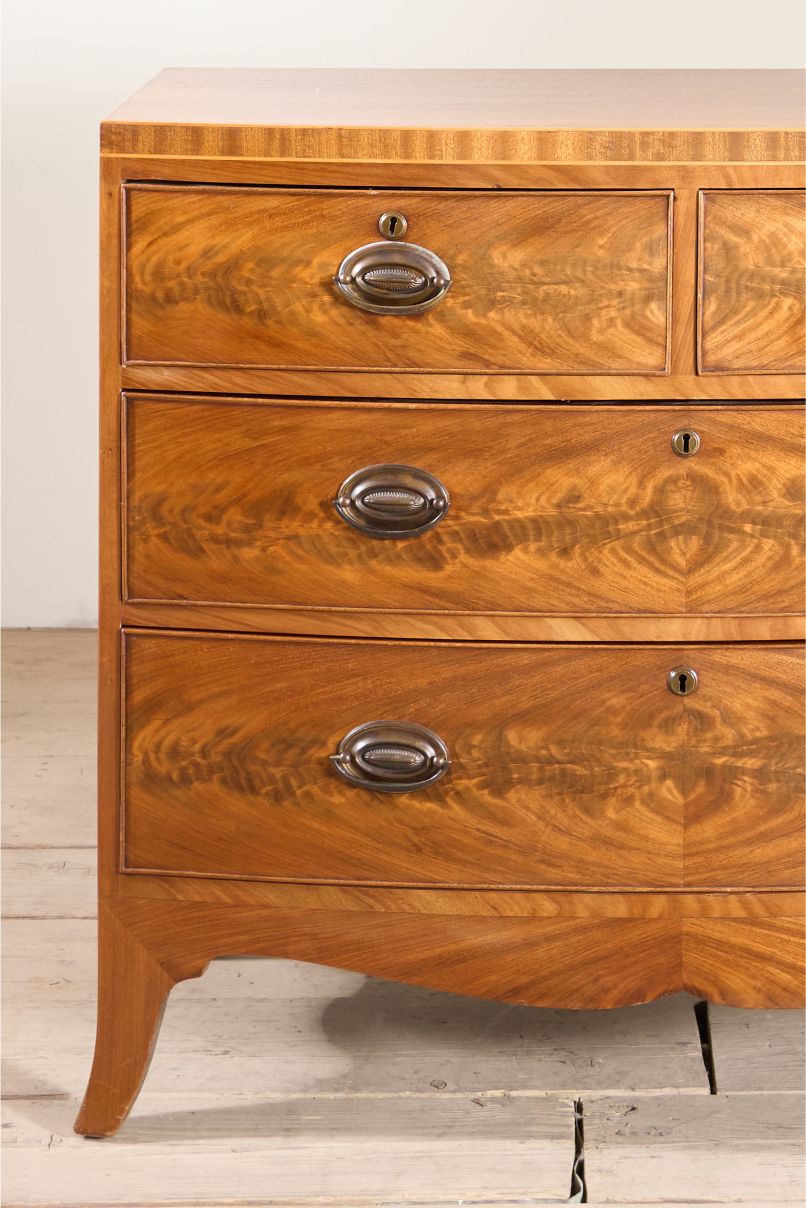 Early 20th century Bow fronted mahogany chest of drawers