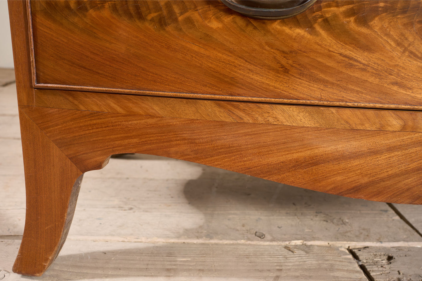 Early 20th century Bow fronted mahogany chest of drawers