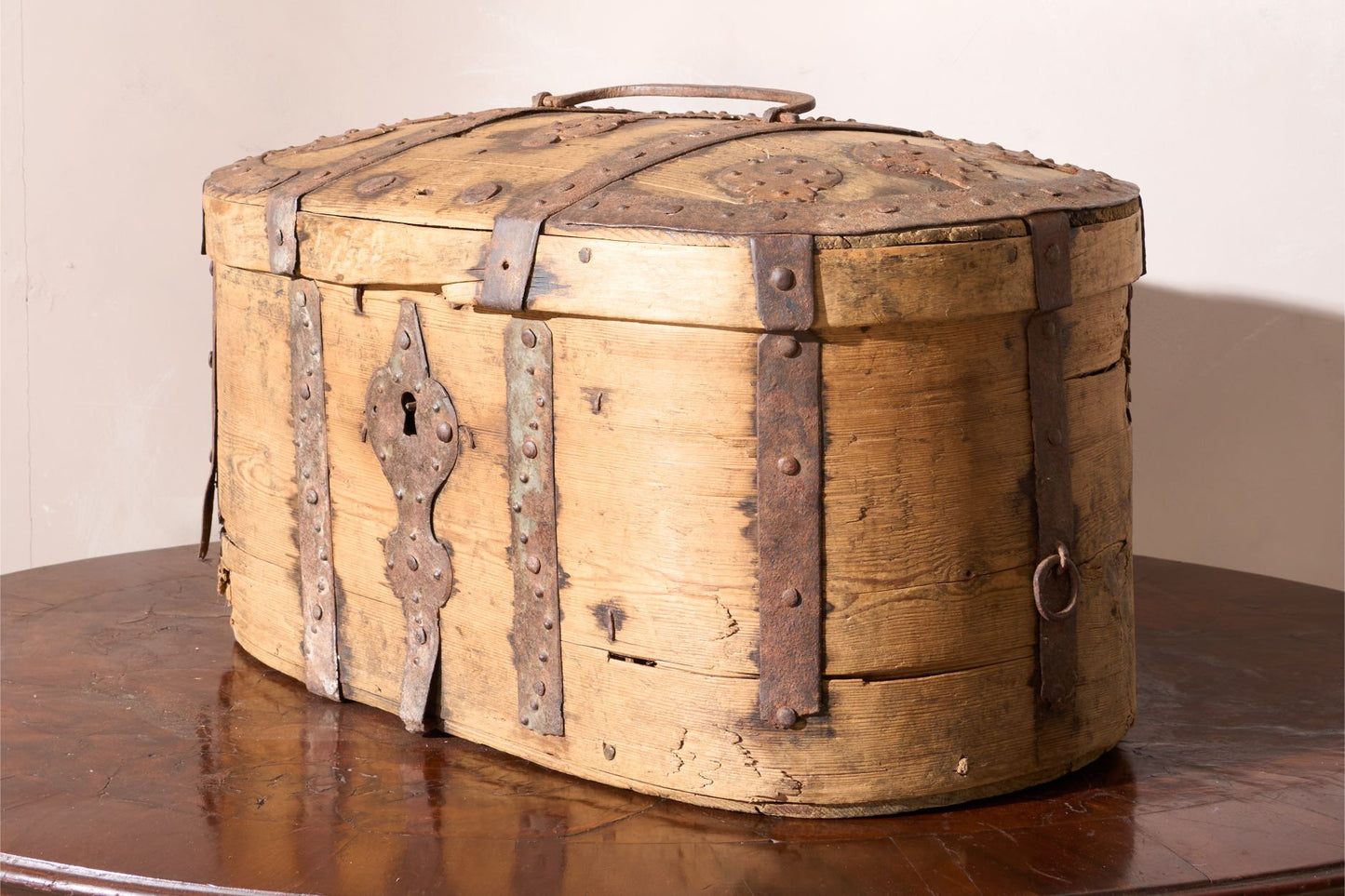 18th Century Swedish folk art marriage box - Pale