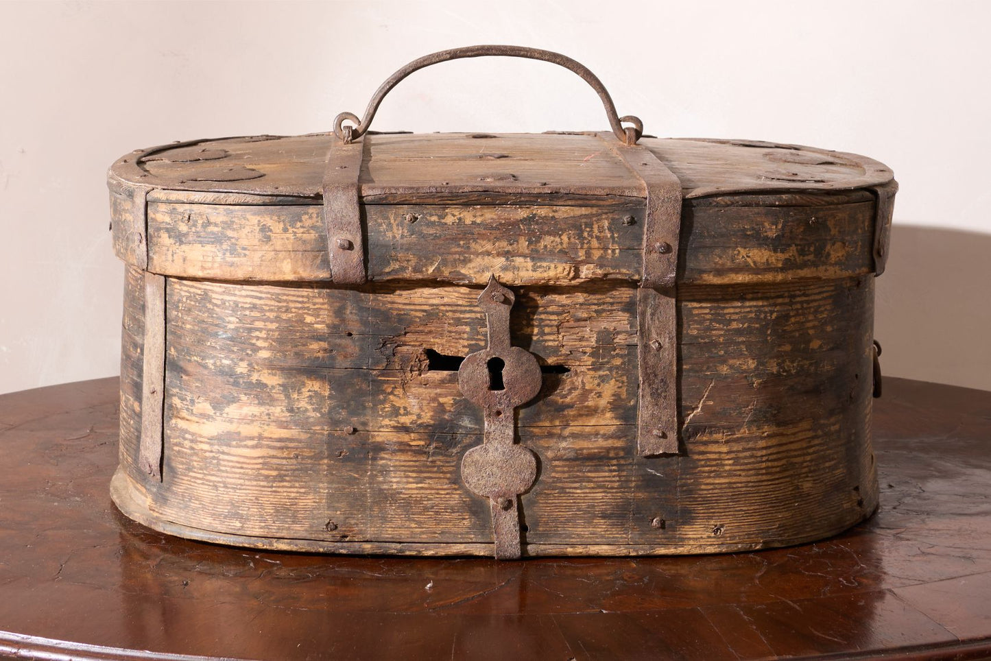 18th century Swedish folk art marriage box- Star