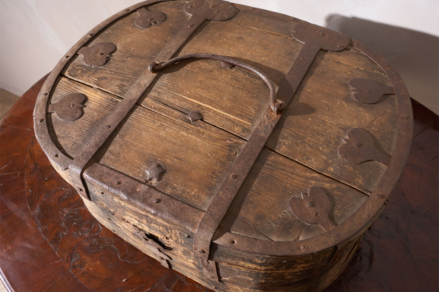 18th century Swedish folk art marriage box- Star
