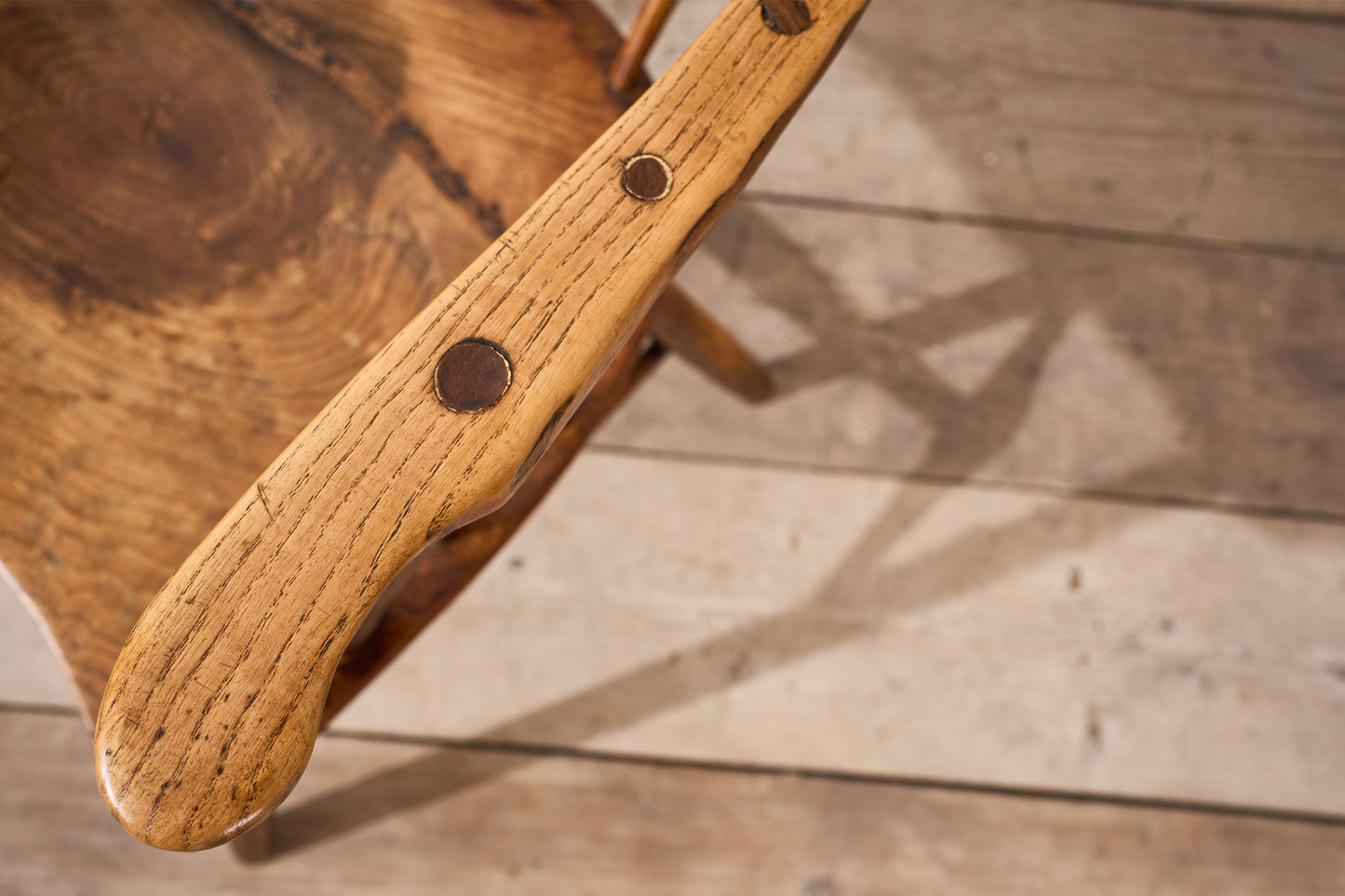 18th century Folk art Windsor armchair