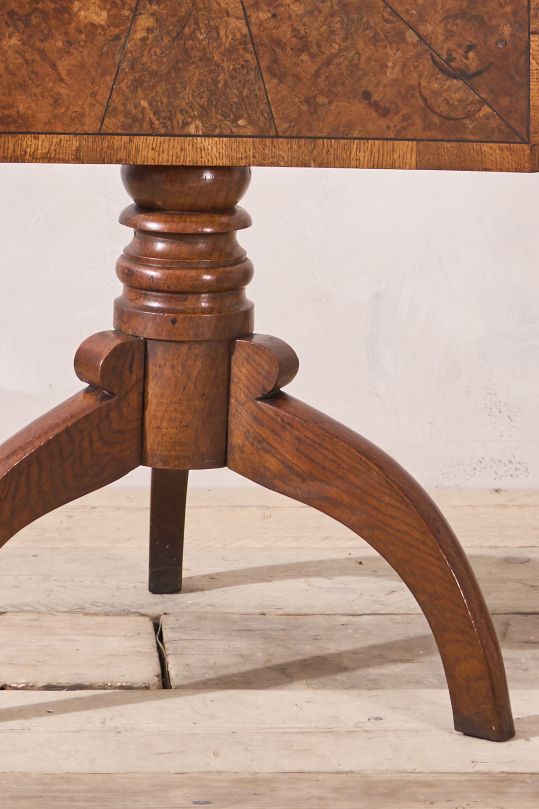 Unusual 18th century Burr oak welsh tilt top table