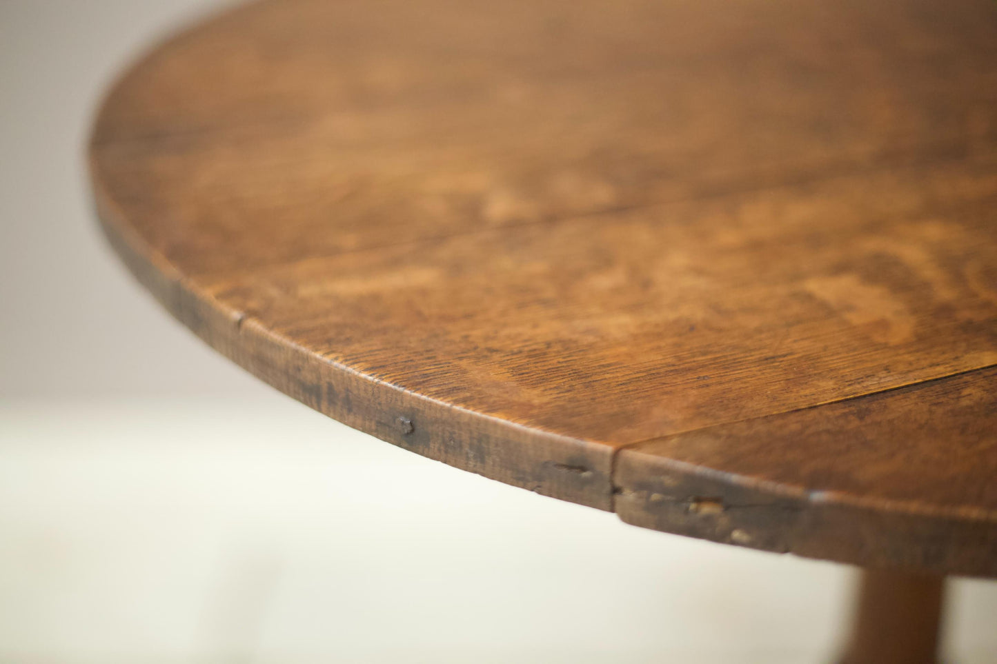 18th century oak circular side table