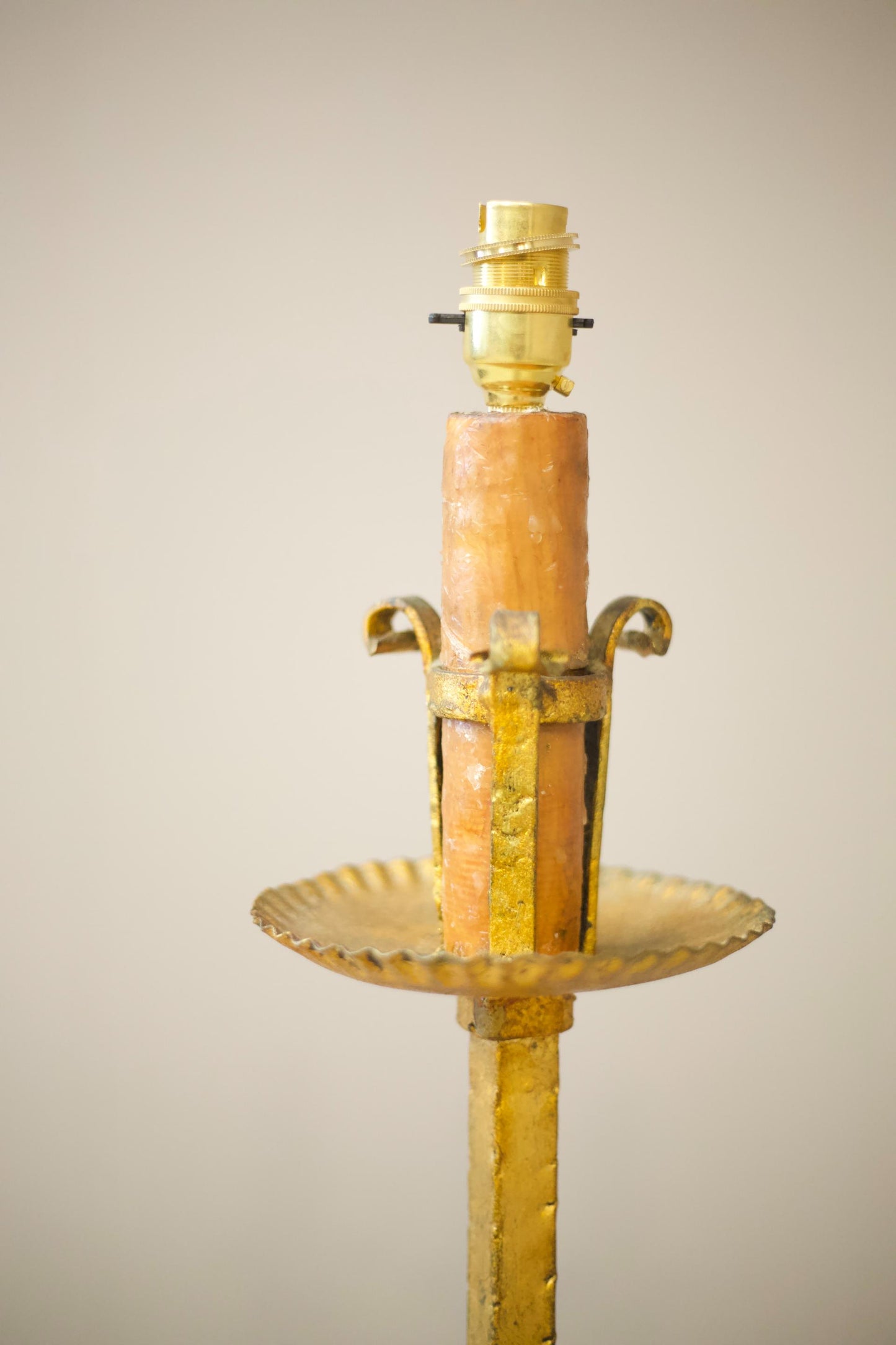 Mid century Spanish gilt metal floor lamp - Bright