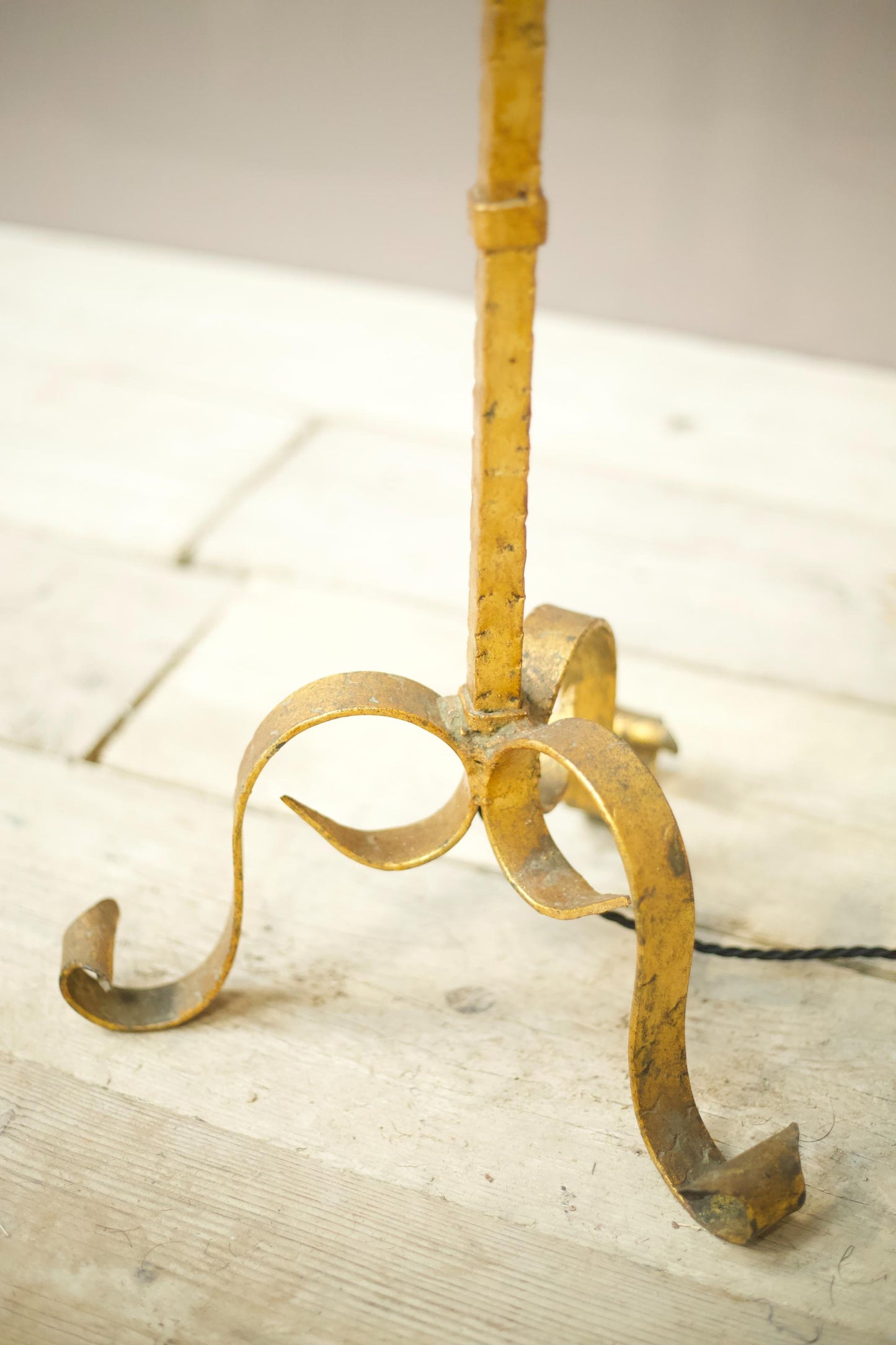 Mid century Spanish gilt metal floor lamp - Bright