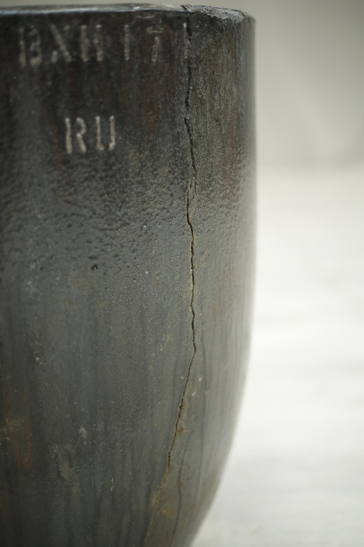 Very Large smelting pot- No4