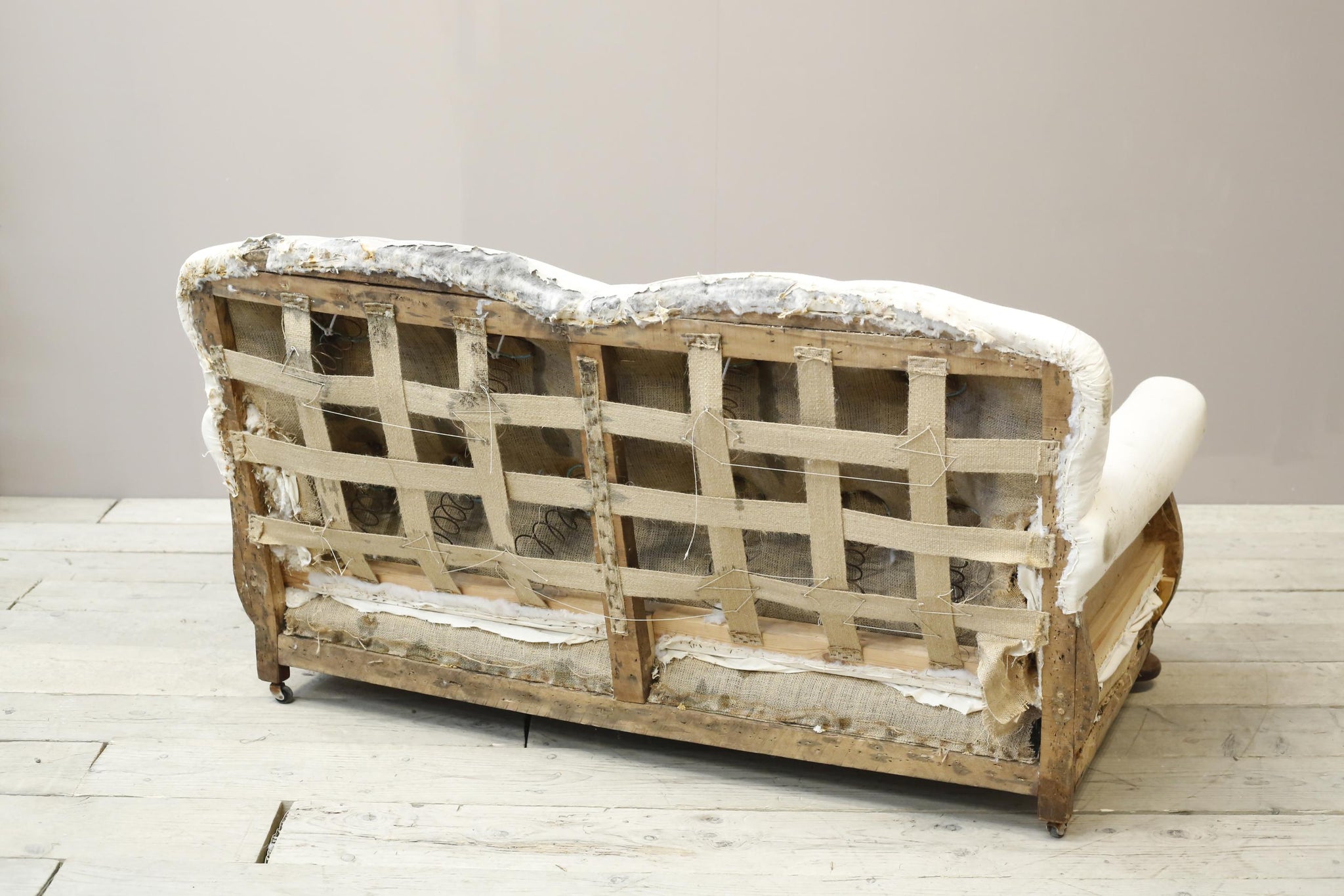 Early 20th century curvy country house sofa