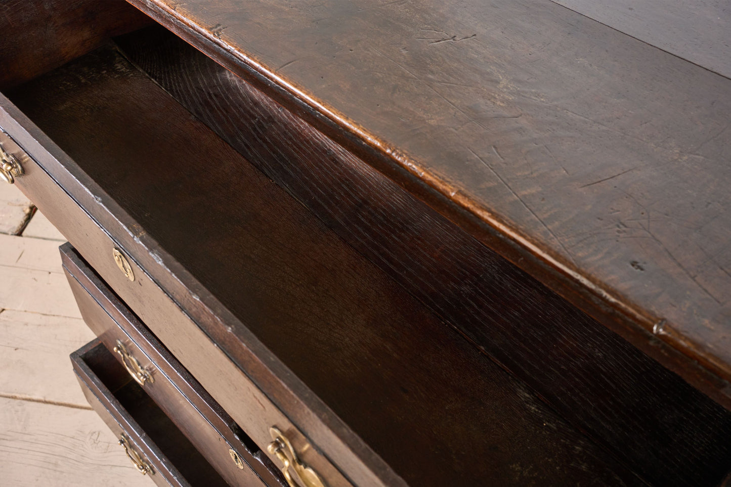 18th century Solid oak chest of drawers