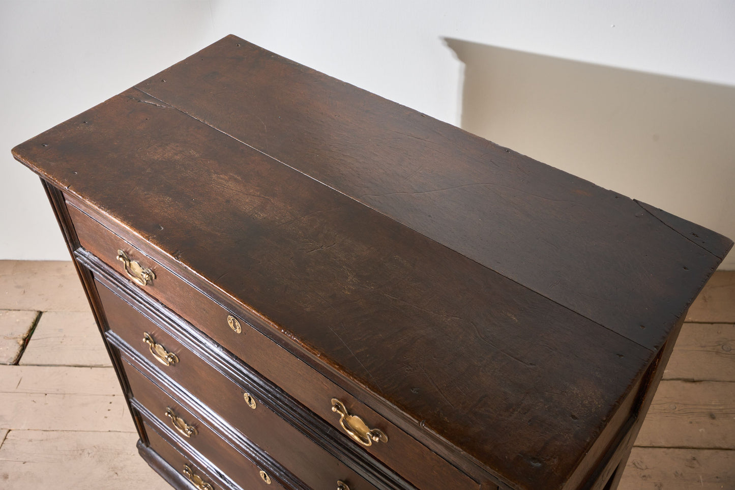 18th century Solid oak chest of drawers