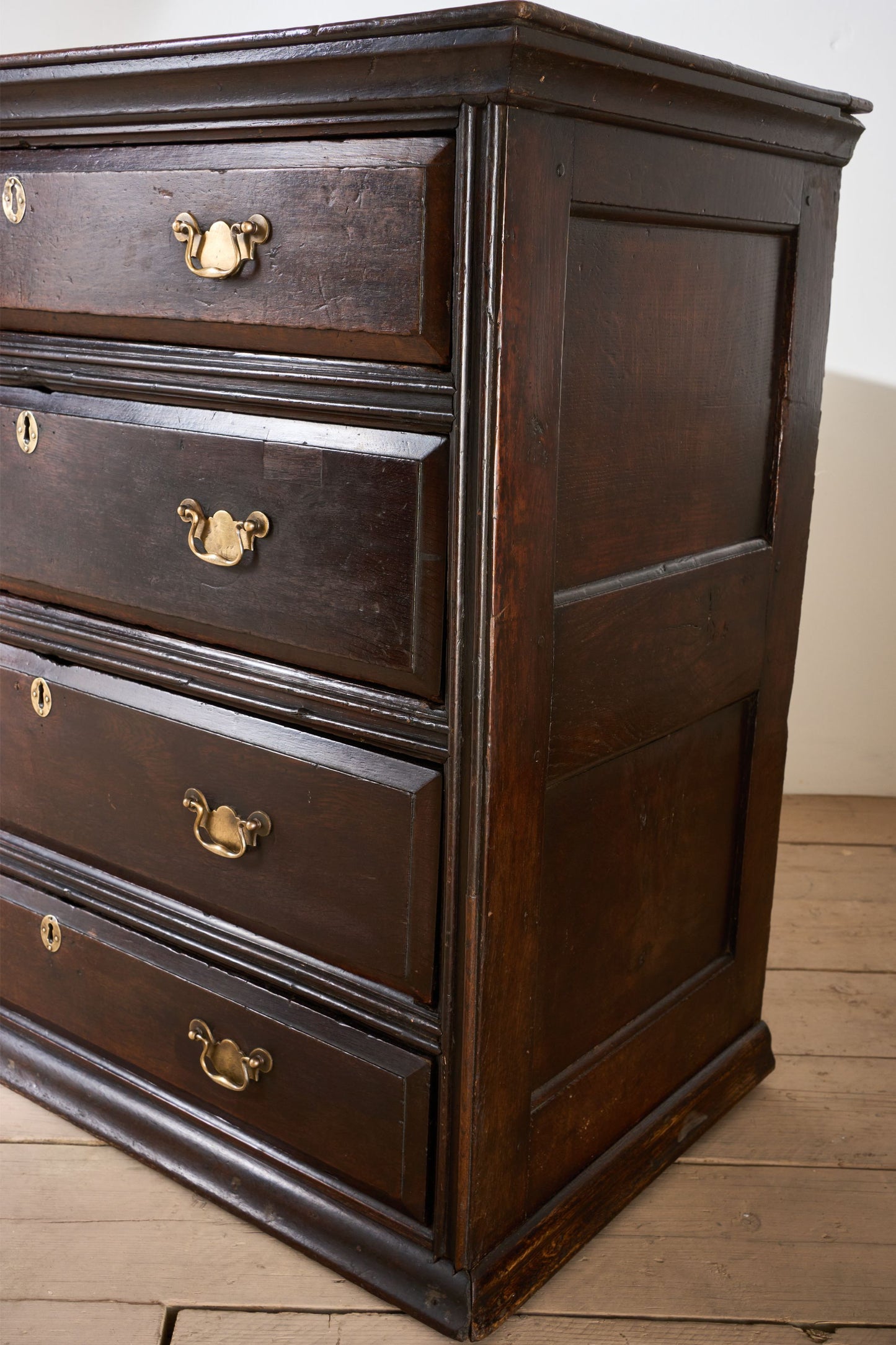 18th century Solid oak chest of drawers
