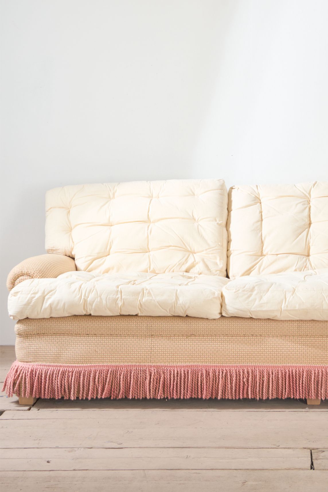 Very large Traditionally made 20th century country house sofa