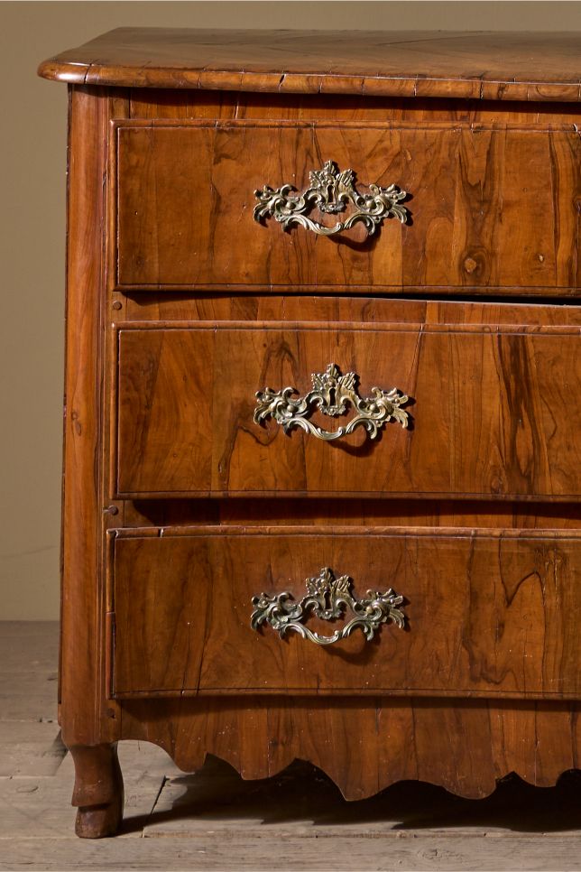 Rare 18th century Maltese Olive wood chest of drawers