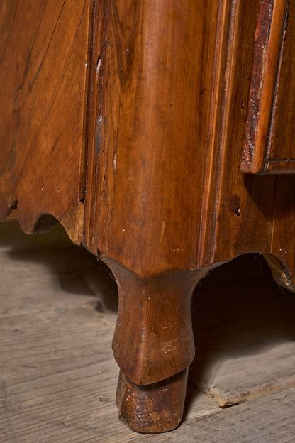 Rare 18th century Maltese Olive wood chest of drawers