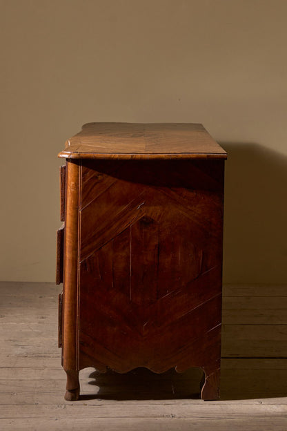 Rare 18th century Maltese Olive wood chest of drawers
