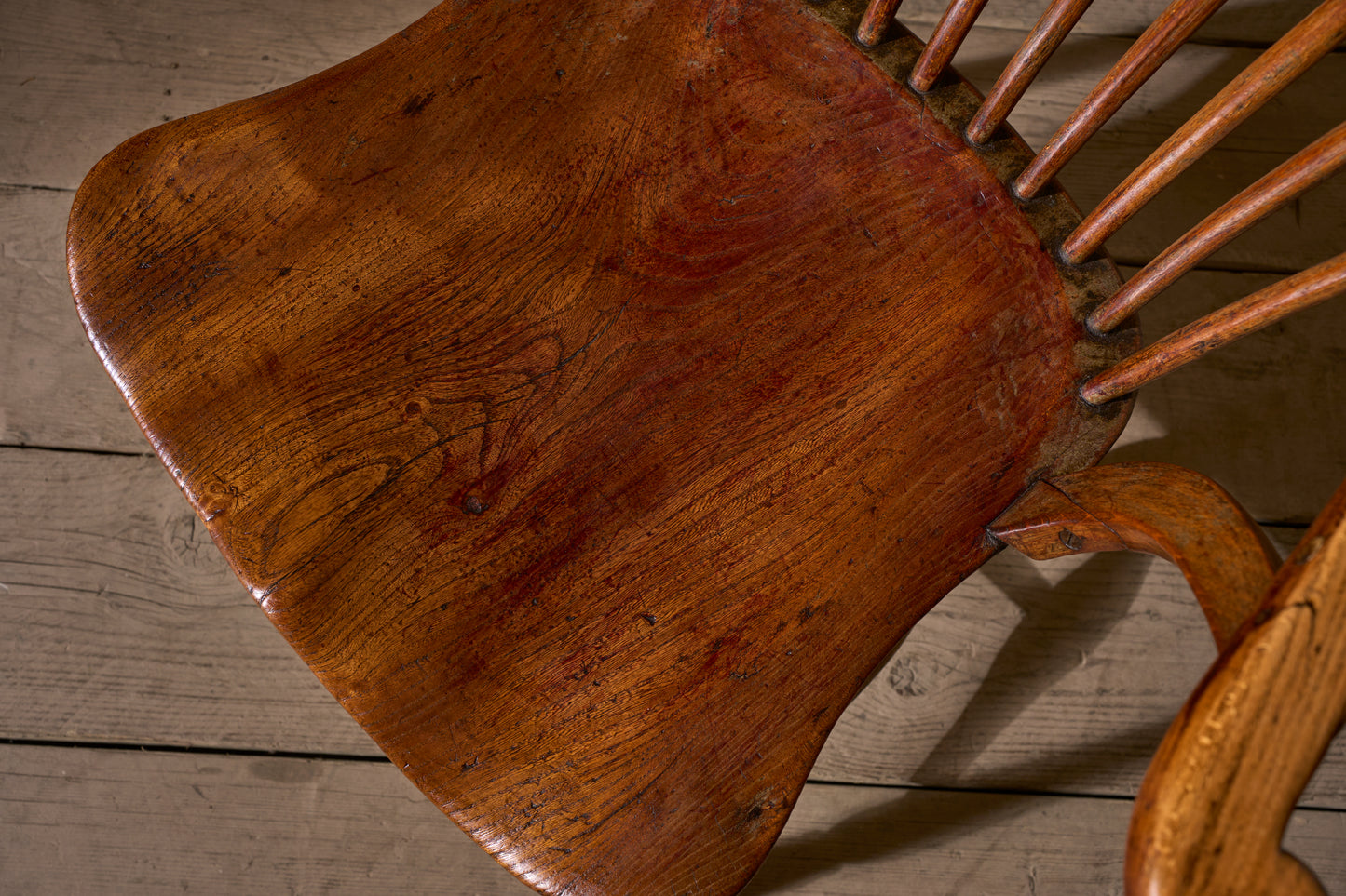 18th century Comb back Ash and Elm windsor chair