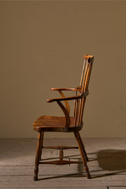 18th century Comb back Ash and Elm windsor chair - TallBoy Interiors