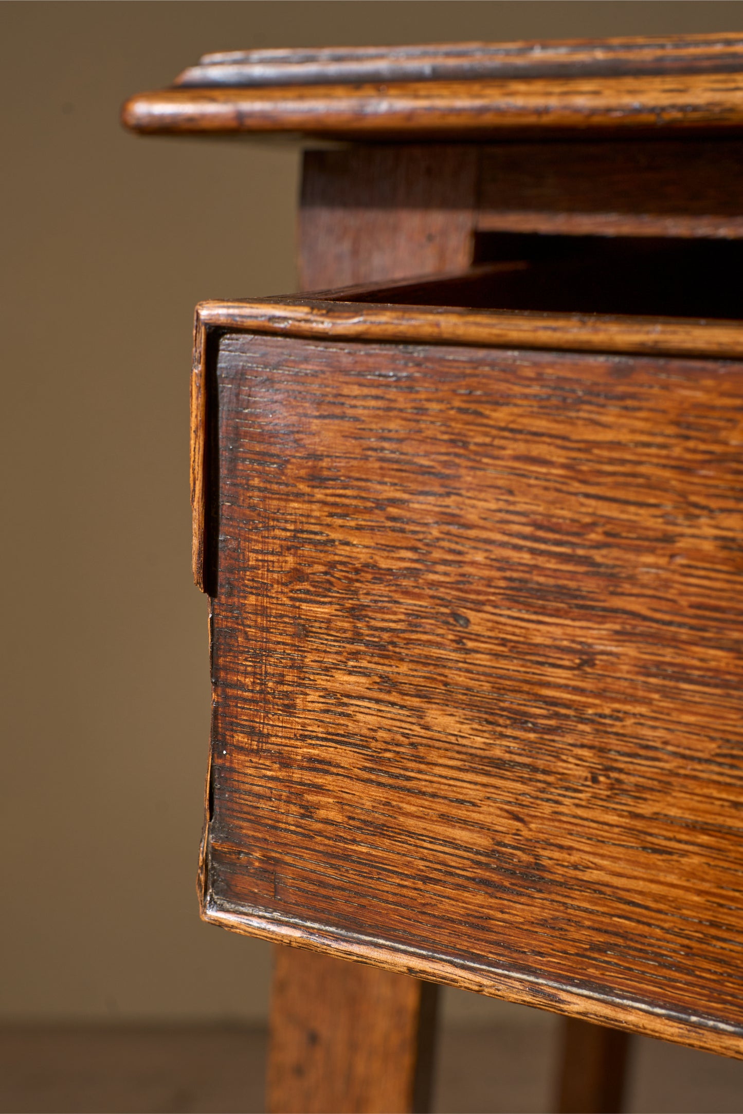 18th century Oak single drawer table - 2