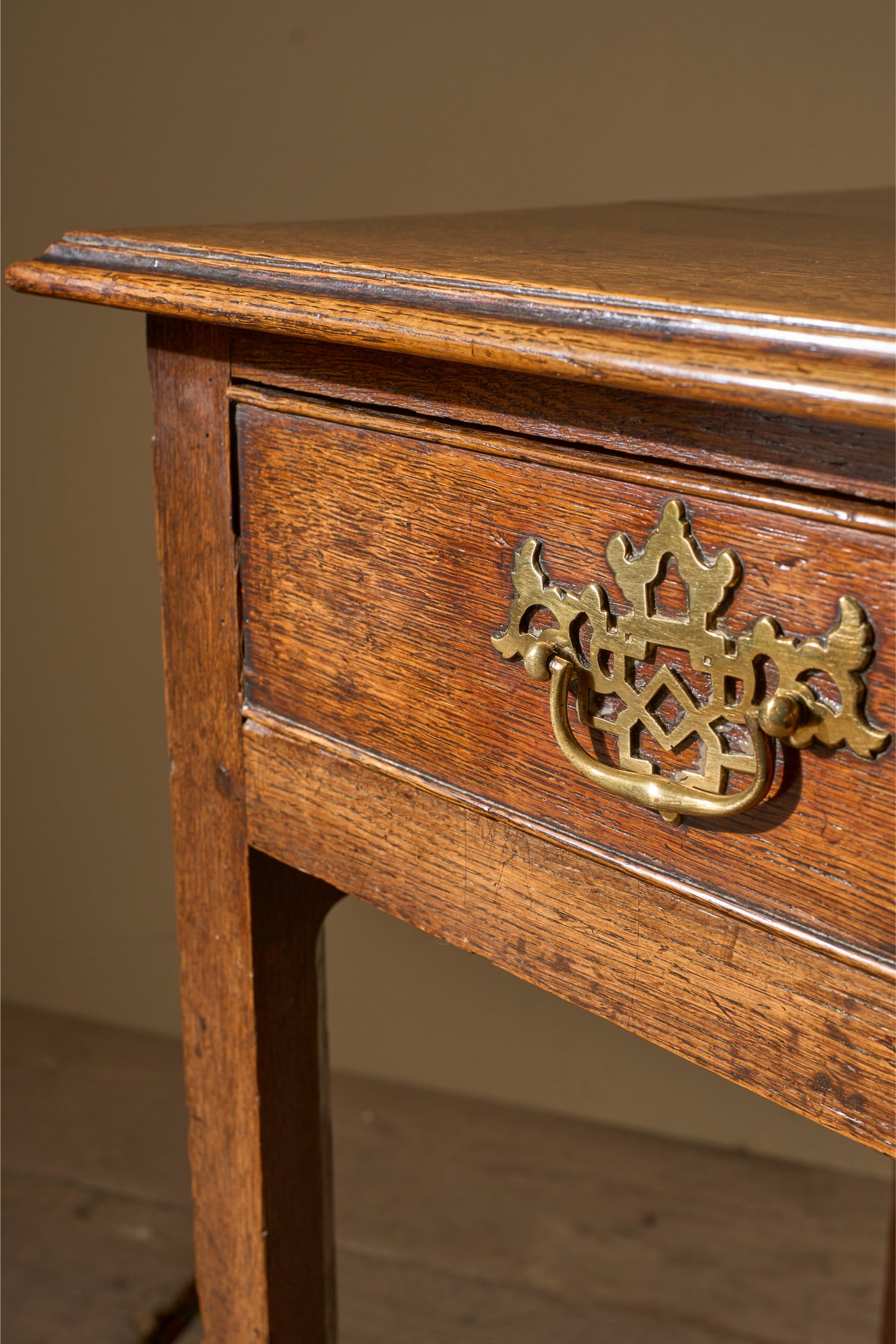 18th century Oak single drawer table - 2