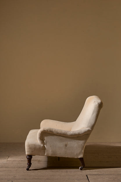 Elegant 19th century Bridgewater style English armchair