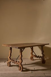 18th century Spanish walnut table