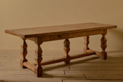 18th century Solid chestnut dining table