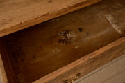 18th century Italian walnut chest of drawers