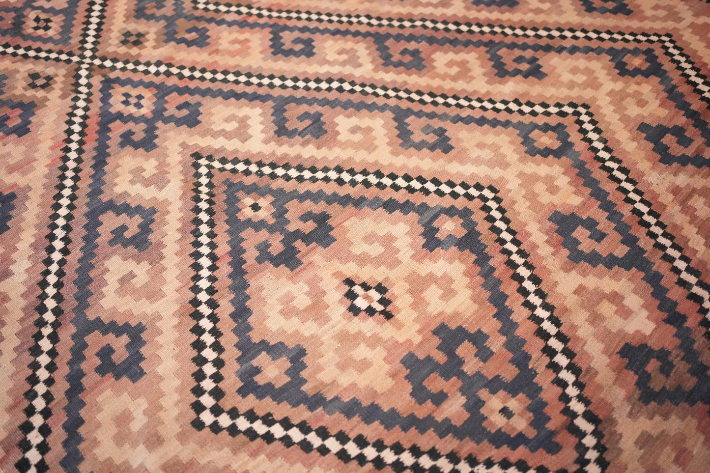 Very large Early 20th century Maimana Kilim rug