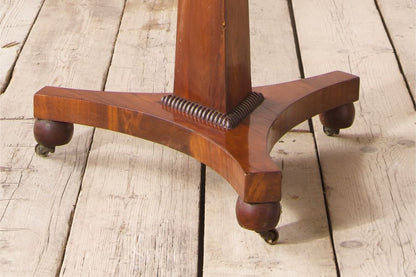 19th century Flame mahogany tilt top table