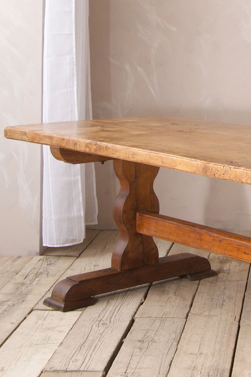 2.5m 19th century Solid walnut dining table